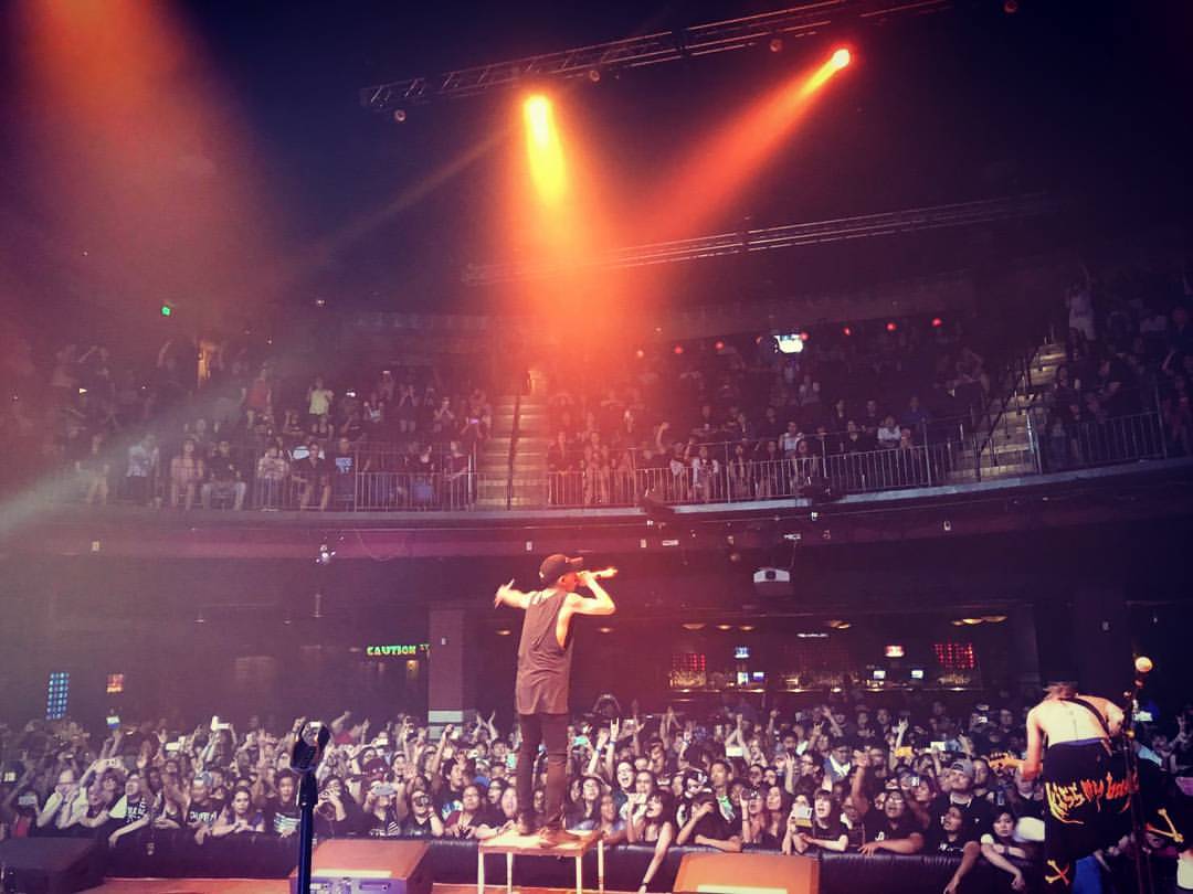 ONE OK ROCK In Concert Dallas, Texas Heart of Manga